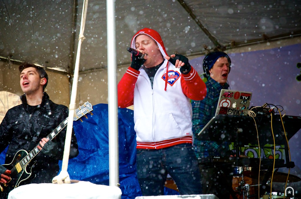 An Honest Year - Winter Jam ©2014 Henry Chung 03