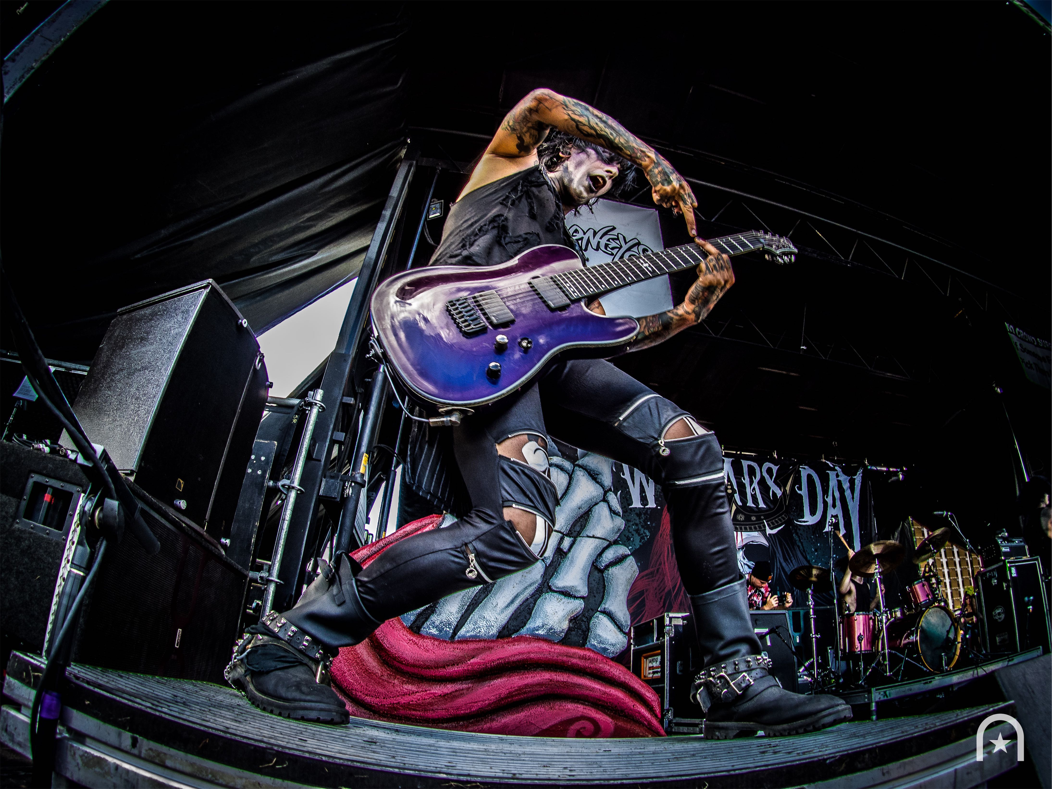 Warped_2017-Camden.NJ-New.Years.Day_©2017_Henry_Chung 03