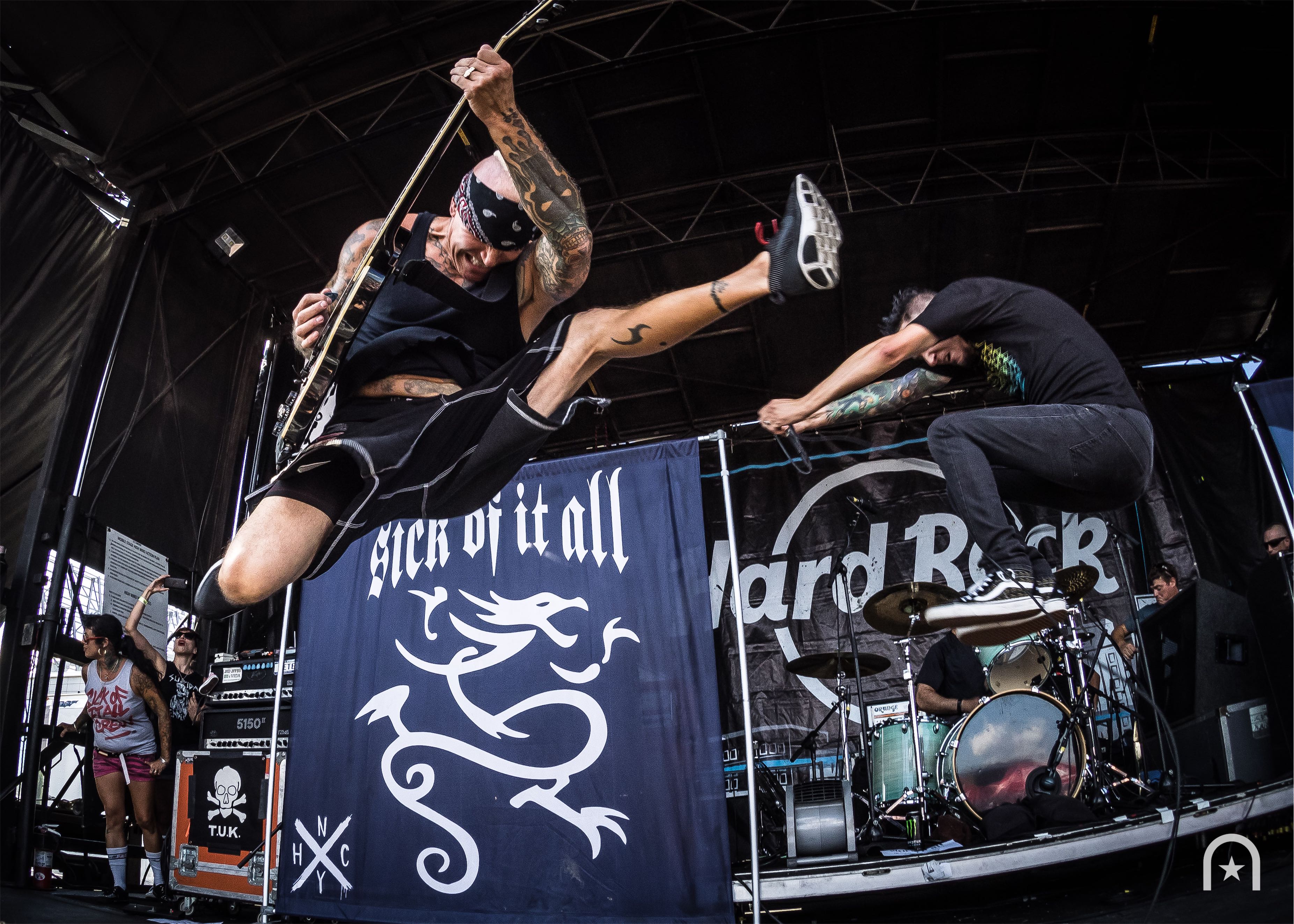 Warped_2017-Camden.NJ-Sick.Of.It.All_©2017_Henry_Chung 01