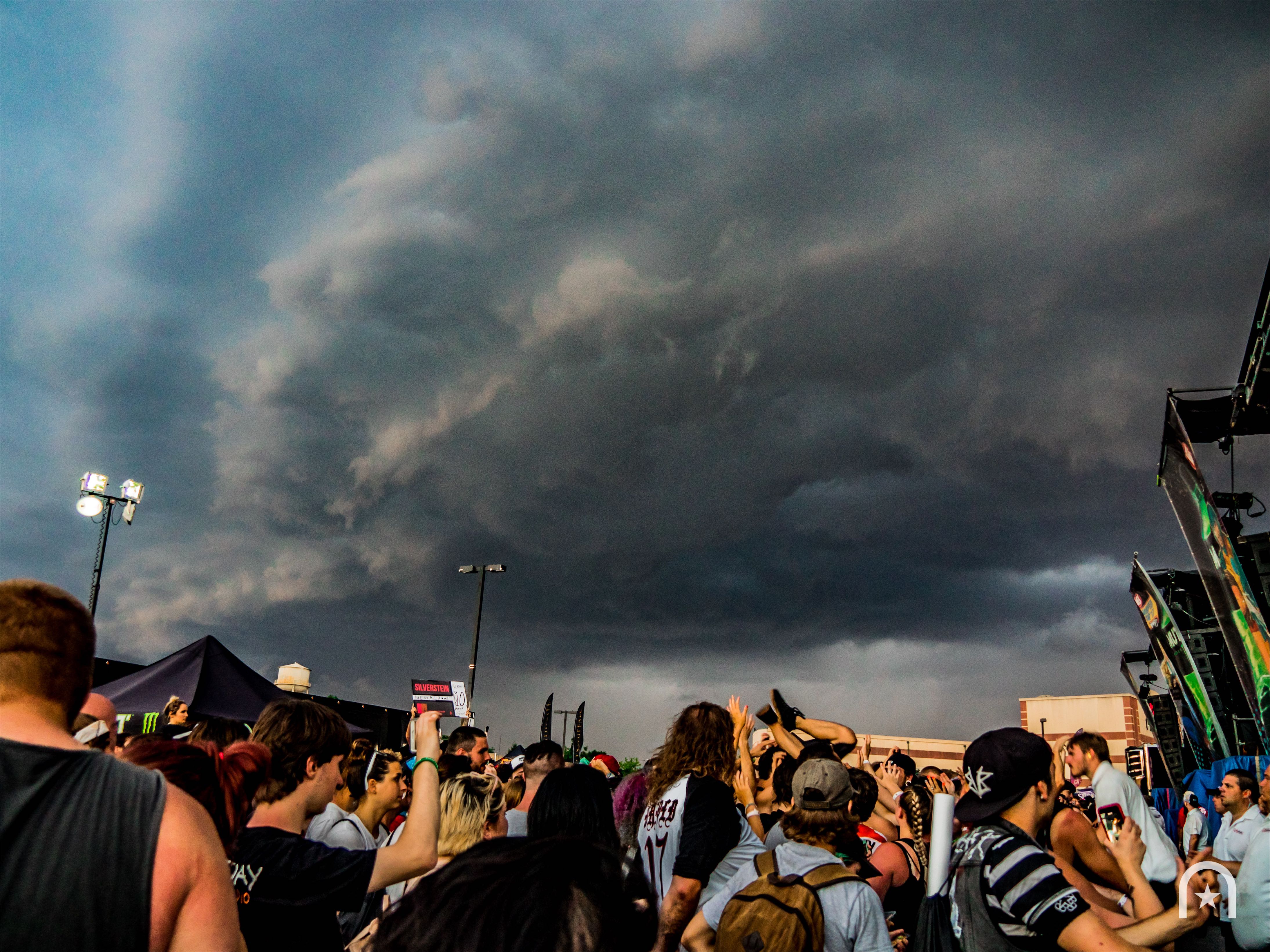 Warped_2017-Camden.NJ-storm_©2017_Henry_Chung 01